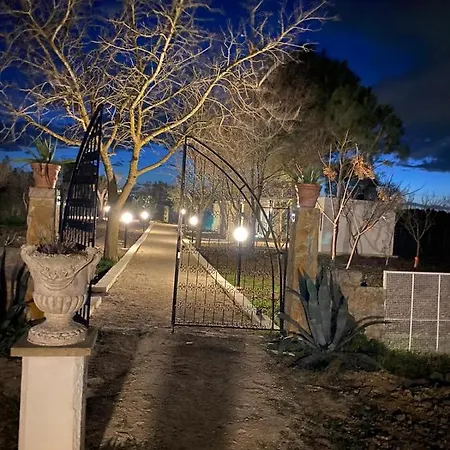 Tenuta La Monaca Agroturismo Aradeo