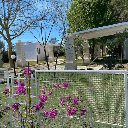 Tenuta La Monaca Agroturismo Aradeo