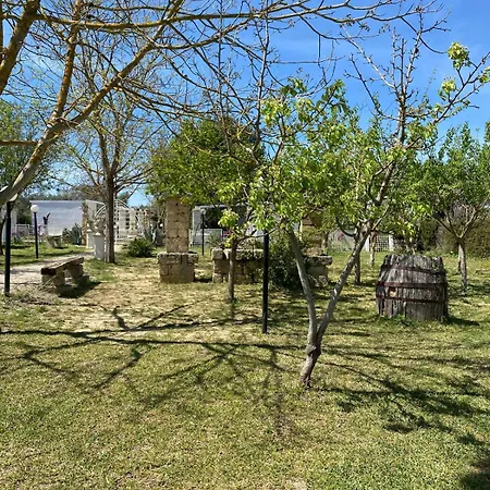 Tenuta La Monaca * Aradeo